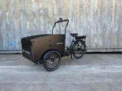 UMC El lådcykel med mittmotor